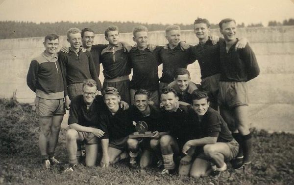 2_1952_feldhandball.jpg