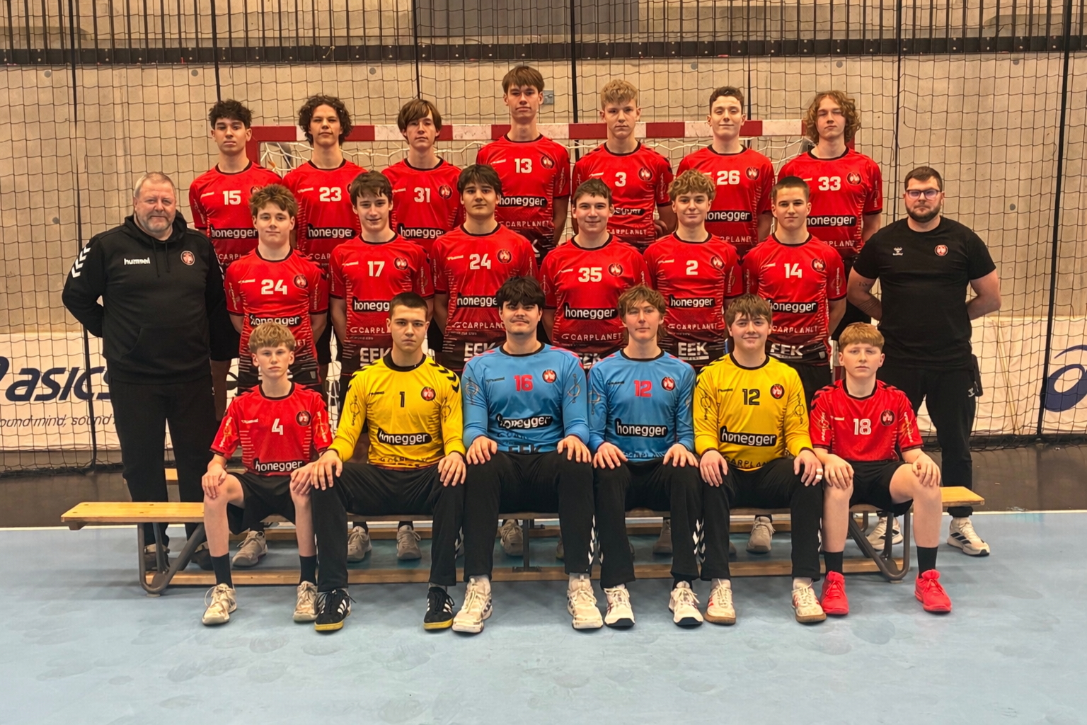 teamfoto_u17.png teamfoto_u17.png