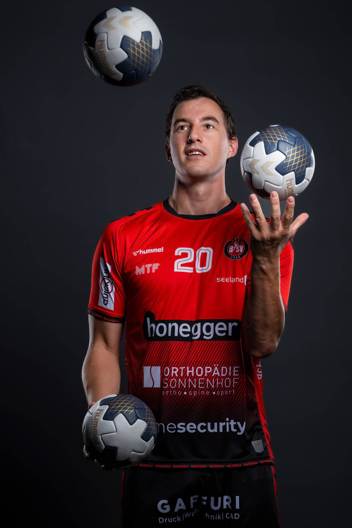 web_006_20250815_bsv-bern_qhl-nlb_team-25-26_davidschweizer.jpg